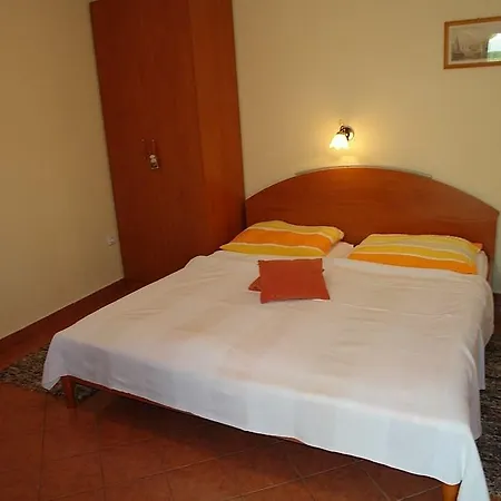 Cozy Apartment In Crikvenica With Wifi
