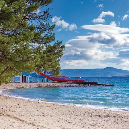 아파트 Cozy Apartment In Crikvenica With Wifi 크리크베니카
