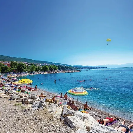 Cozy Apartment In Crikvenica With Wifi *