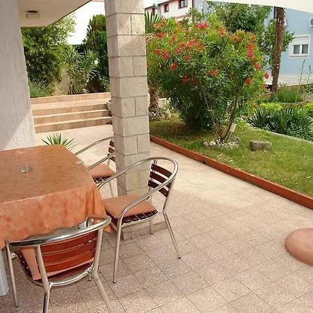 Cozy Apartment In Crikvenica With Wifi