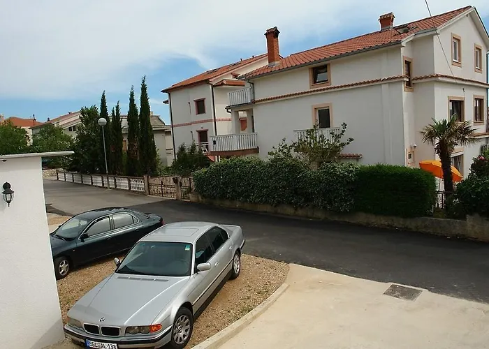 Apartament In With Wifi